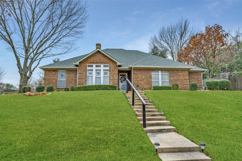 2120 Meadowview Court, Garland