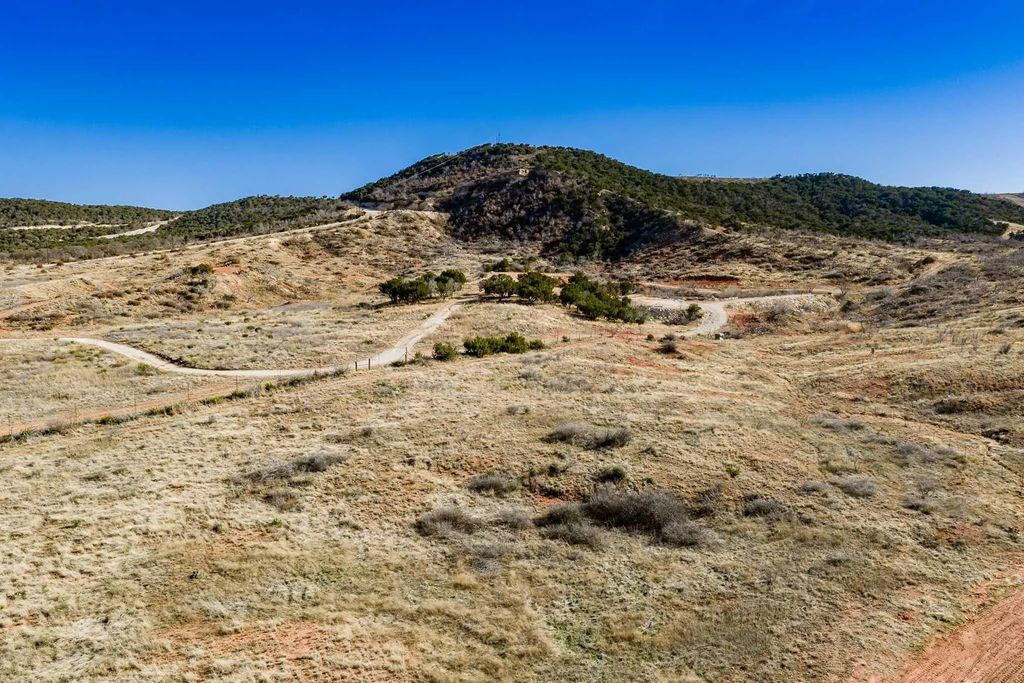 677 Cr 321, Abilene