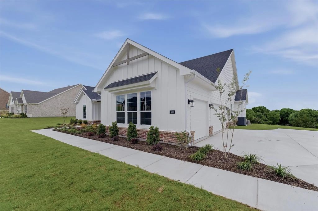 433 Texas Sage Trail, Weatherford