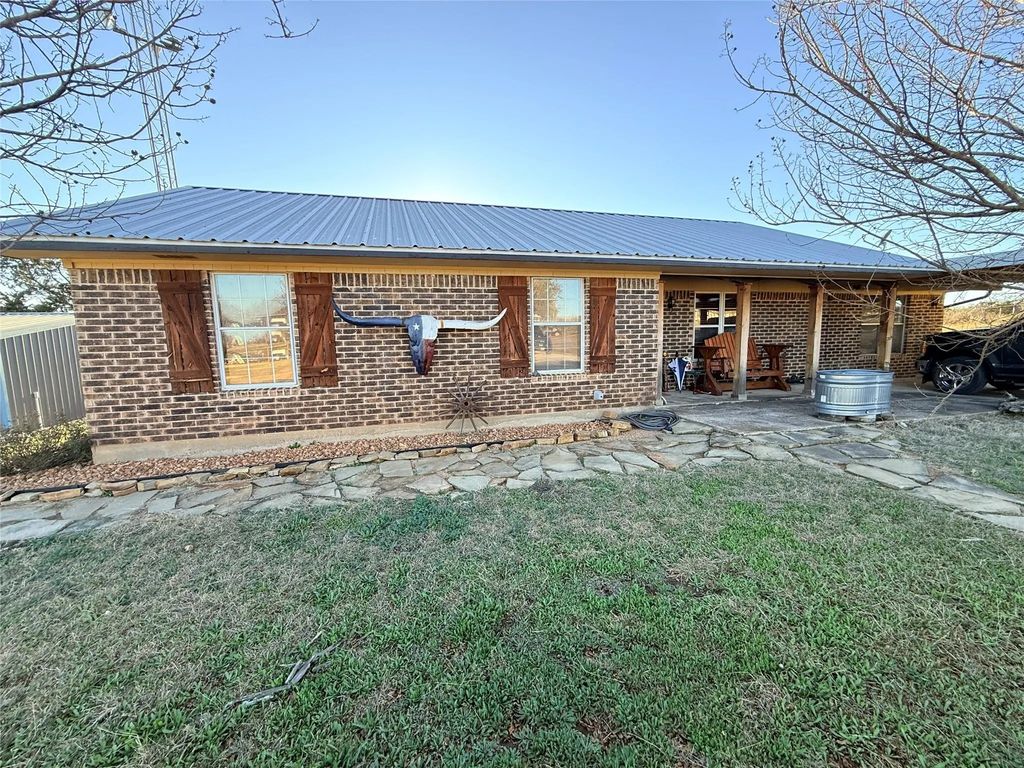 351 Bosque Bend Lane, China Spring