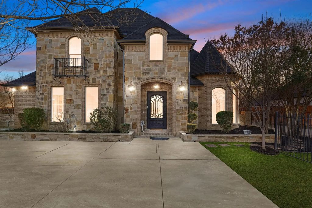 3310 Collard Road, Arlington