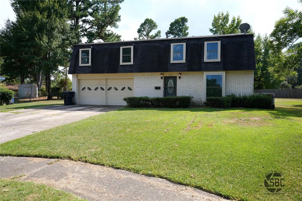 2531 Lakeway Court, Shreveport