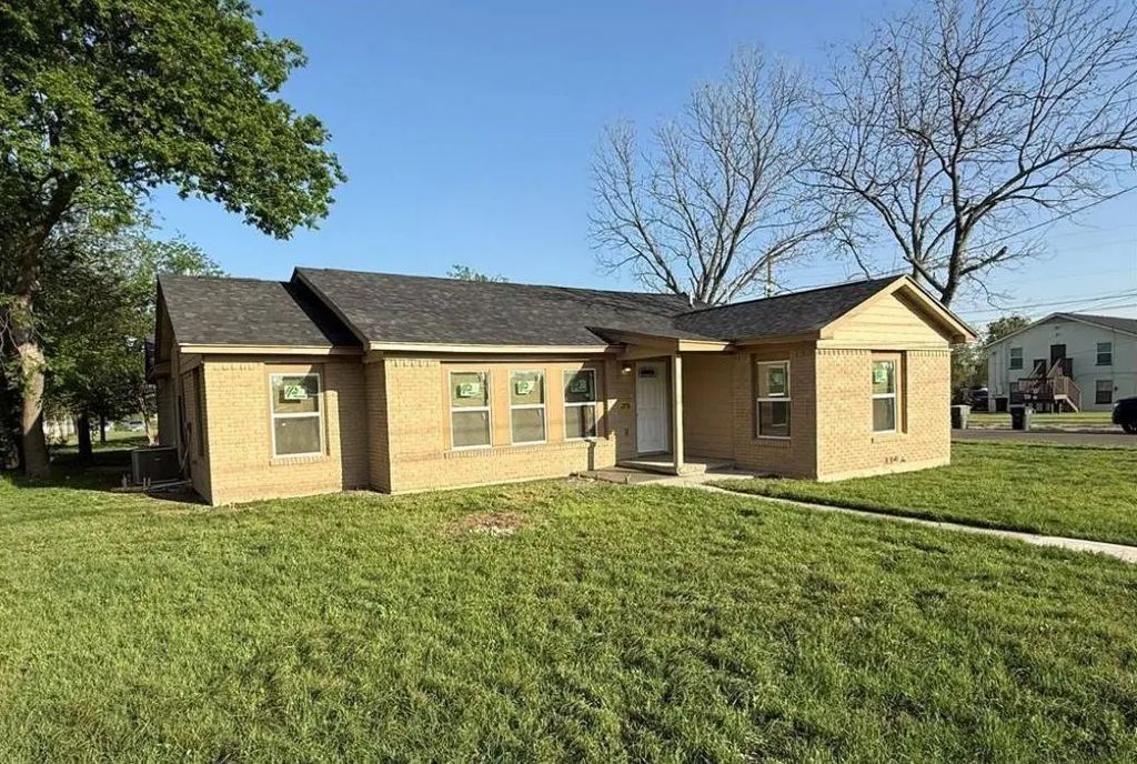 1300 N 2nd Street, Killeen