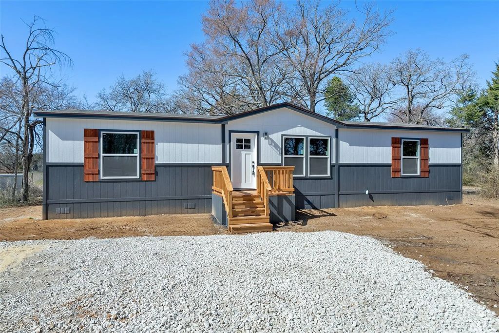 589 Cr 167, Whitesboro