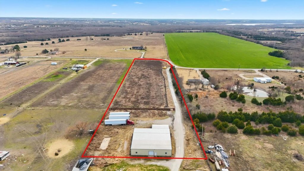 15105 County Road 558, Farmersville