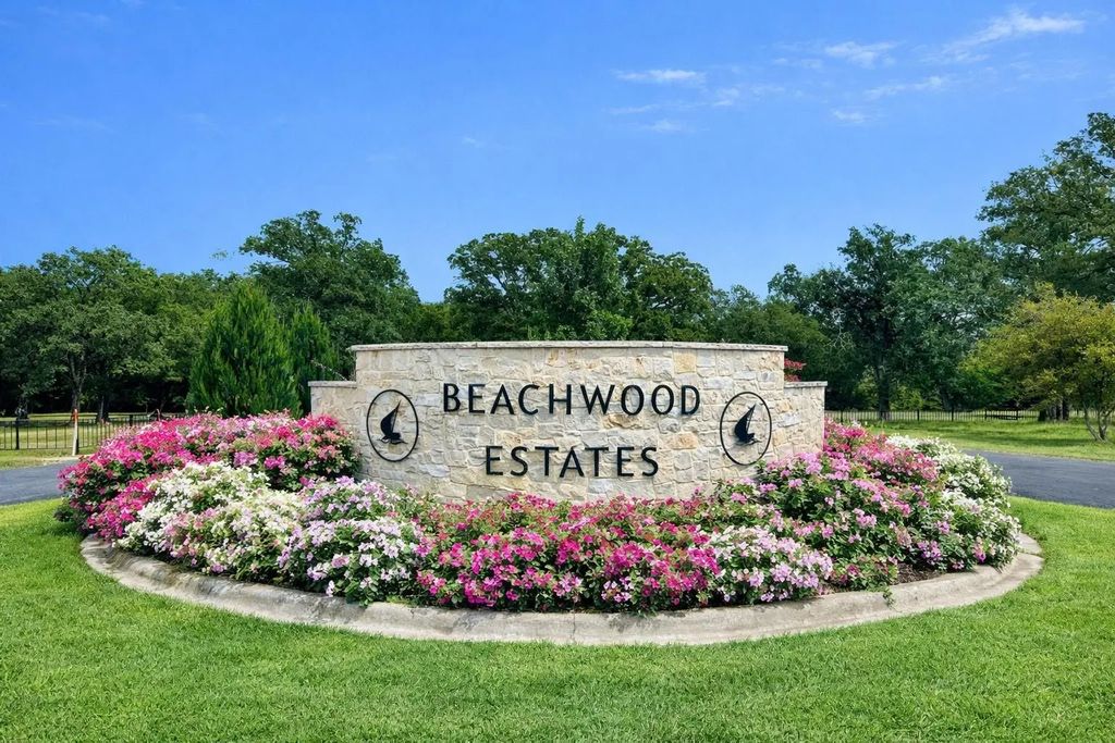 Beachwood Drive, Trinidad