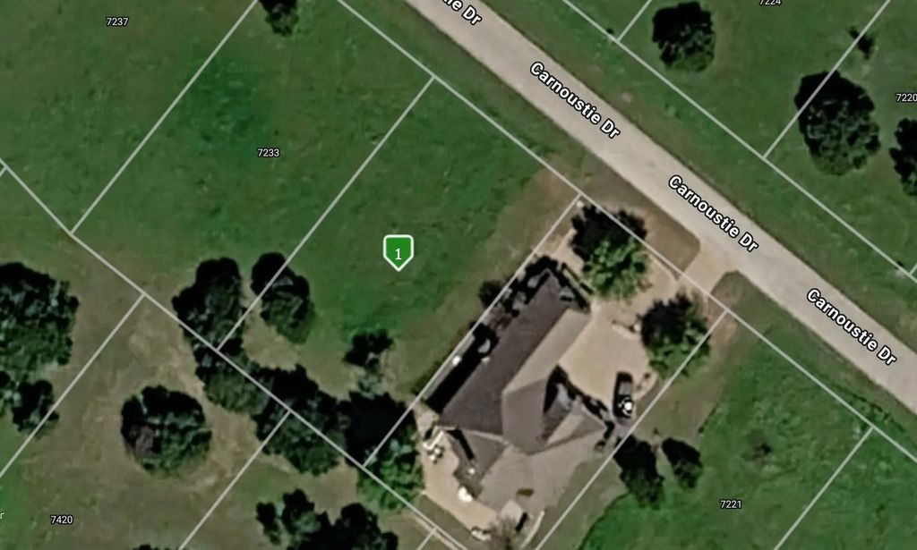 7229 Carnoustie Drive, Cleburne