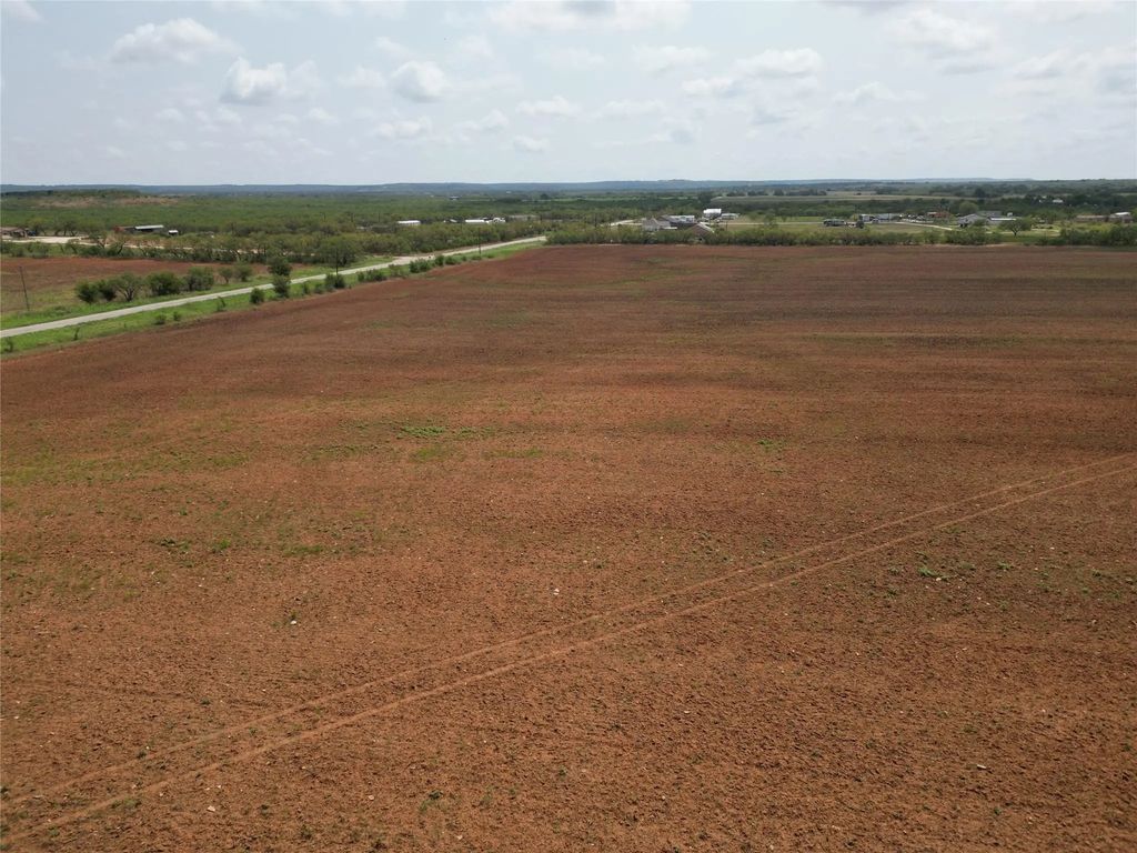 Tbd Fm 614, Ovalo