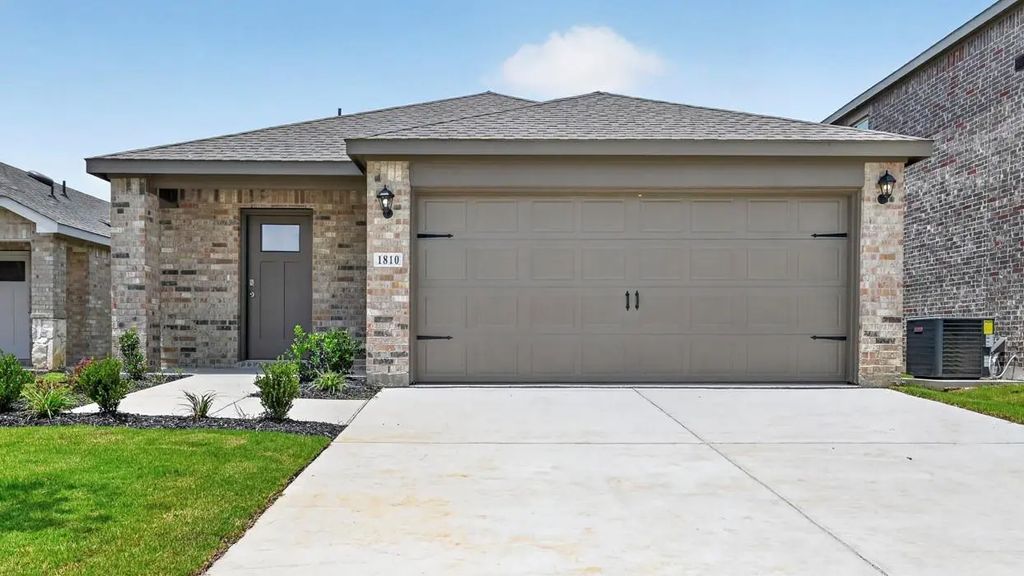 1810 Potomac Lane, Blue Ridge