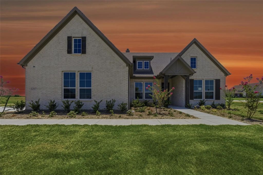 12117 Clastic Court, Krum