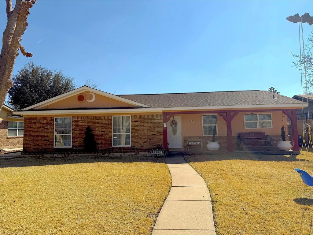 1410 Bowie Street, Garland