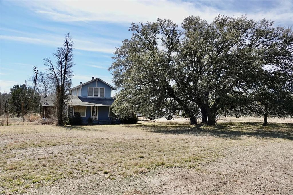 981 W Hwy 84, Mullin