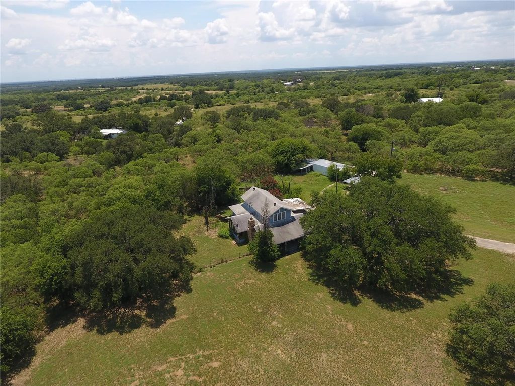 981 W Hwy 84, Mullin