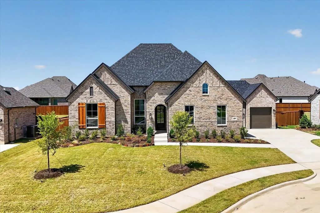 2818 Cedar Ridge, Sherman