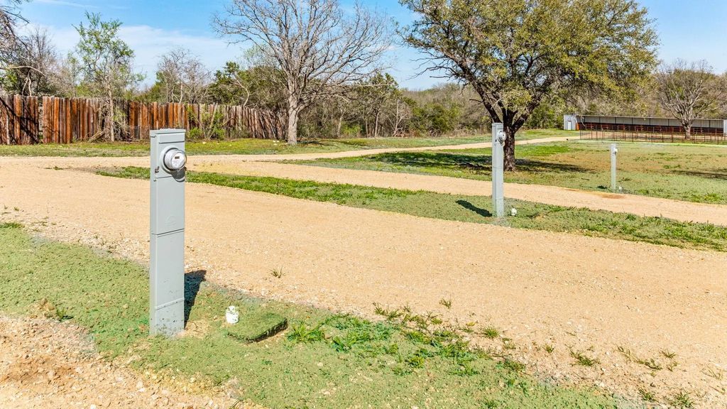 247 S Caddo Street, Lipan
