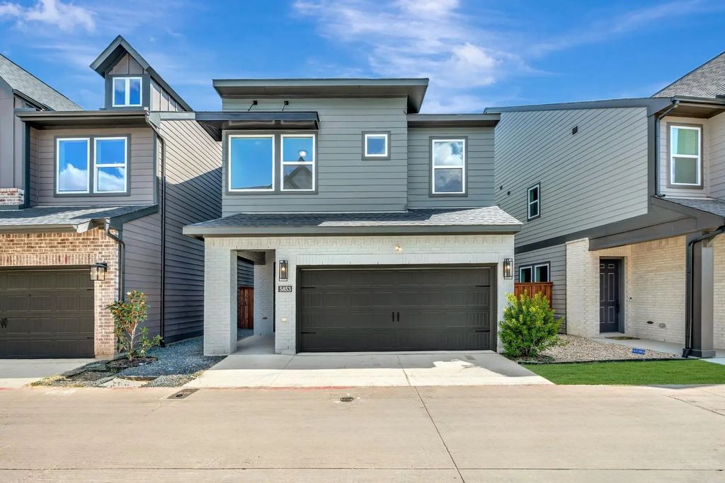 5853 Water Bridge Lane, Fort Worth