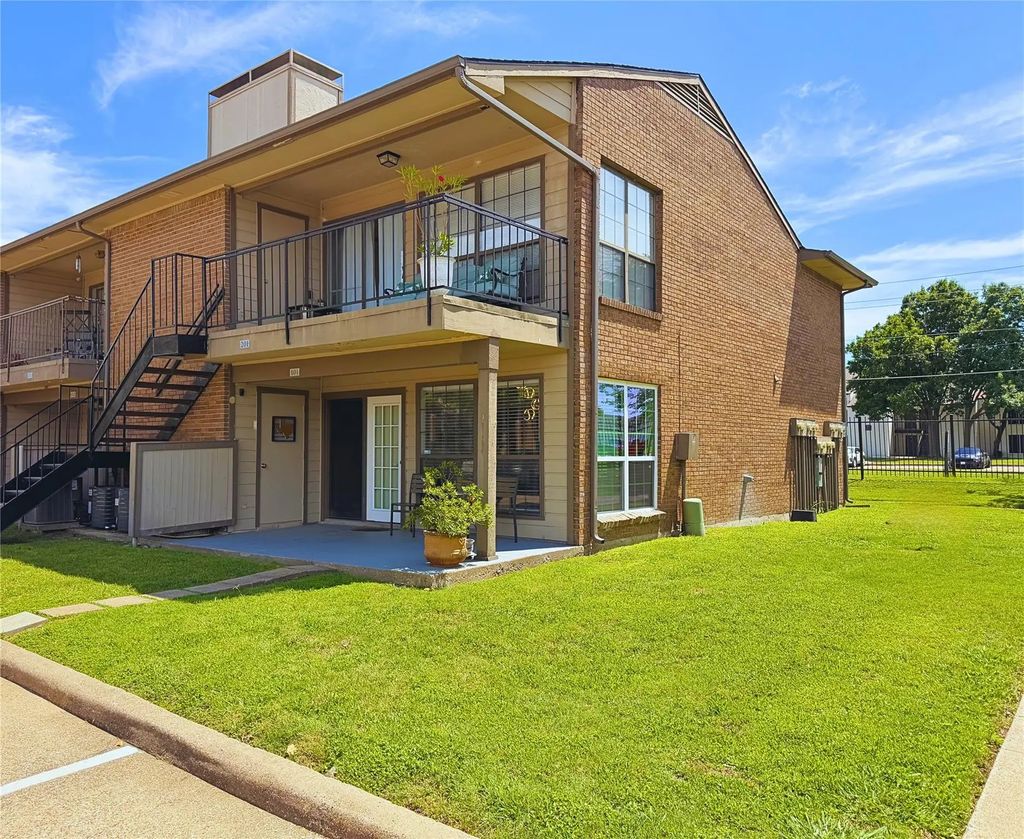 4460 Chaha Road 201, Garland