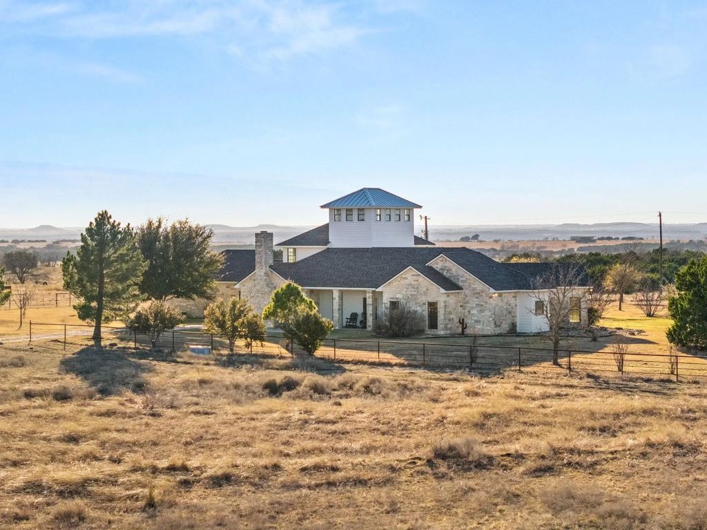 1140 County Road 130, Gatesville