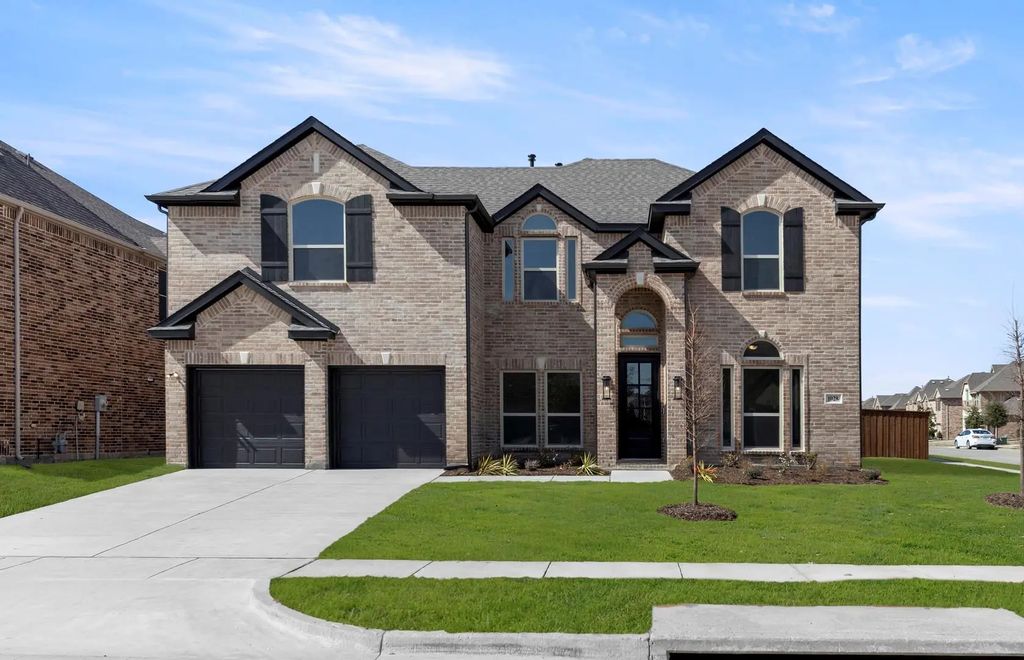 1028 Little Gull Drive, Forney