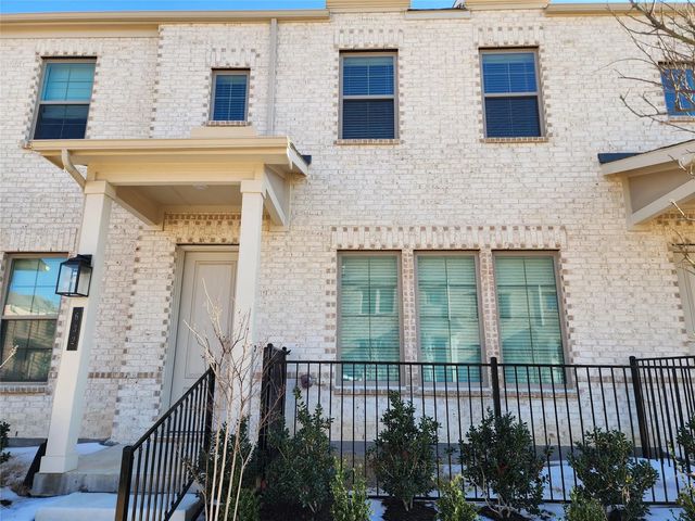 632 Blue Ridge Drive, Mansfield