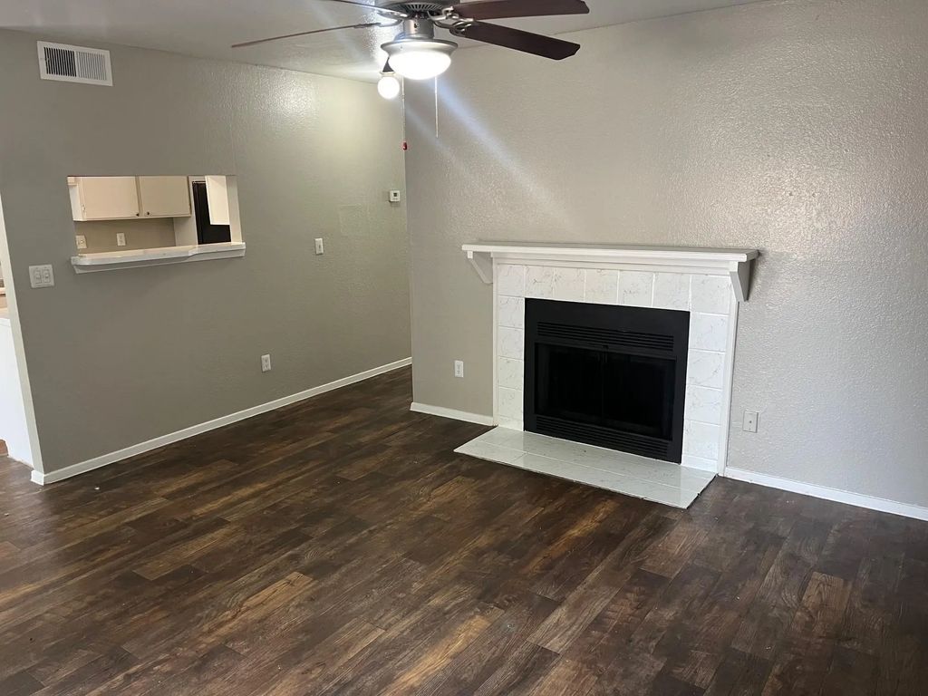 1122 Millview Drive 604, Arlington