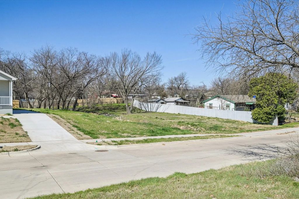 2016 Belzise Terrace, Fort Worth