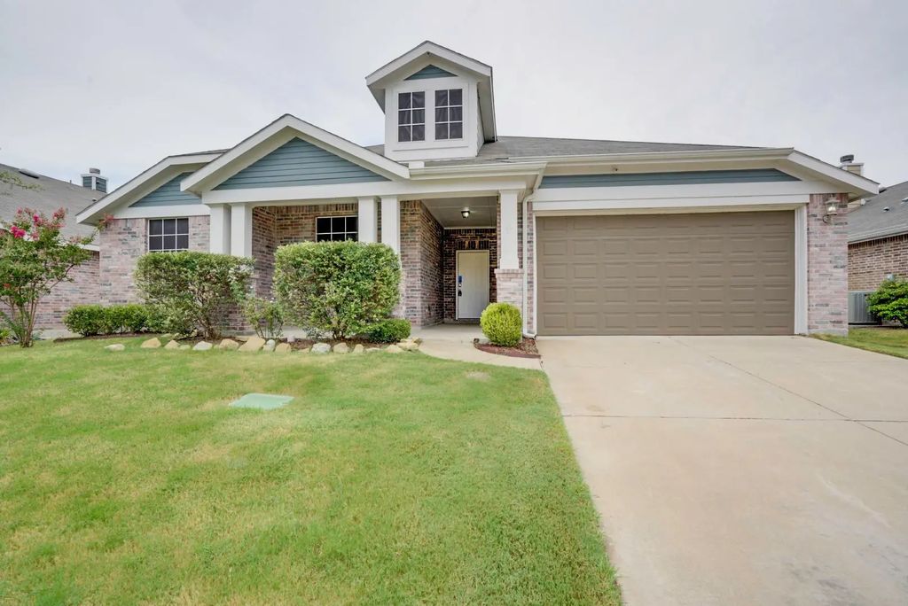 2006 Enchanted Rock Drive, Forney