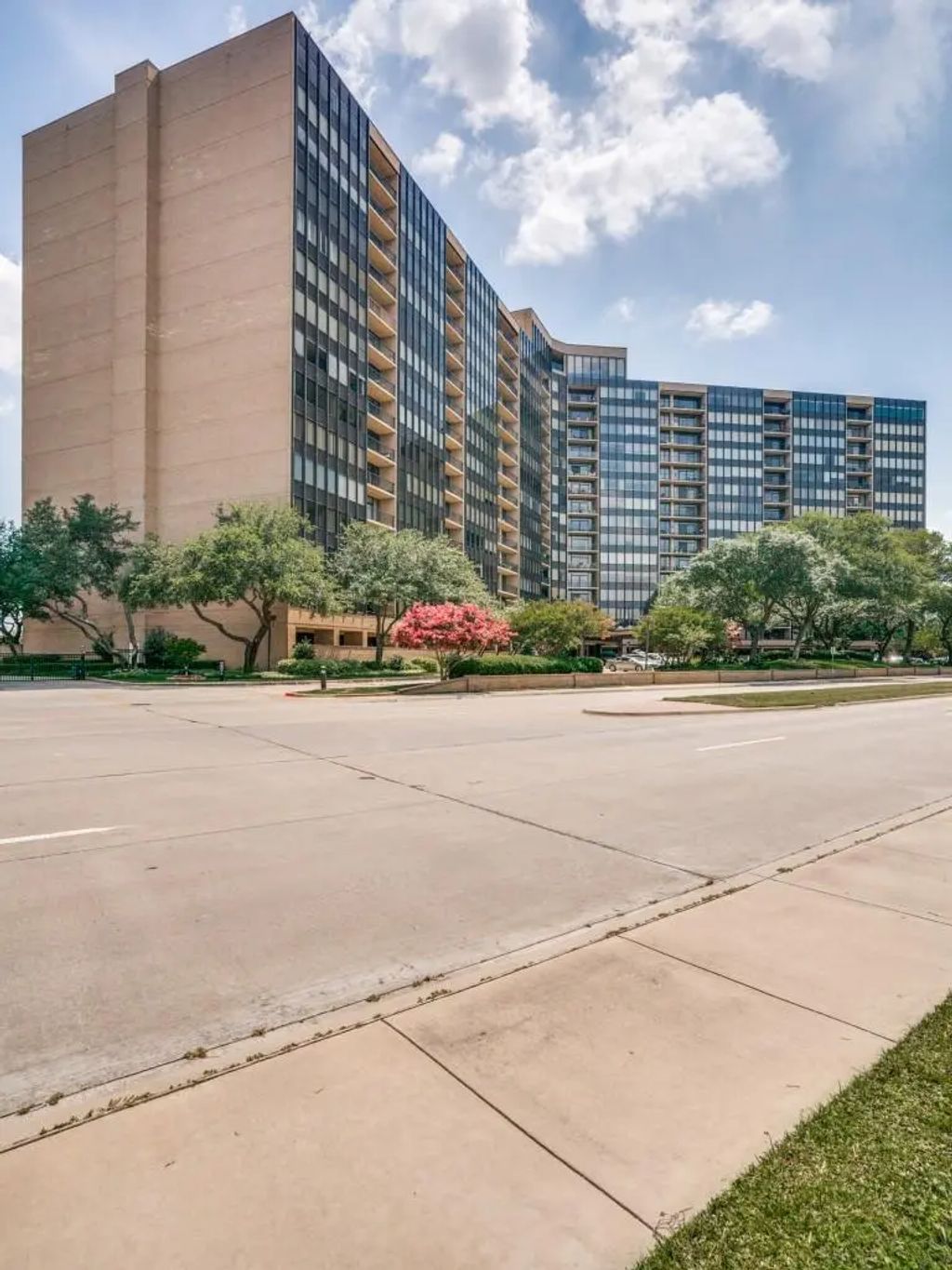 5200 Keller Springs Road 1126, Dallas