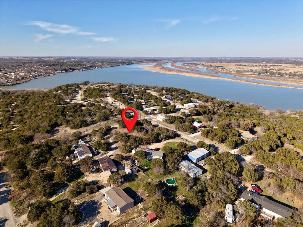 4810 Peachtree Street, Granbury