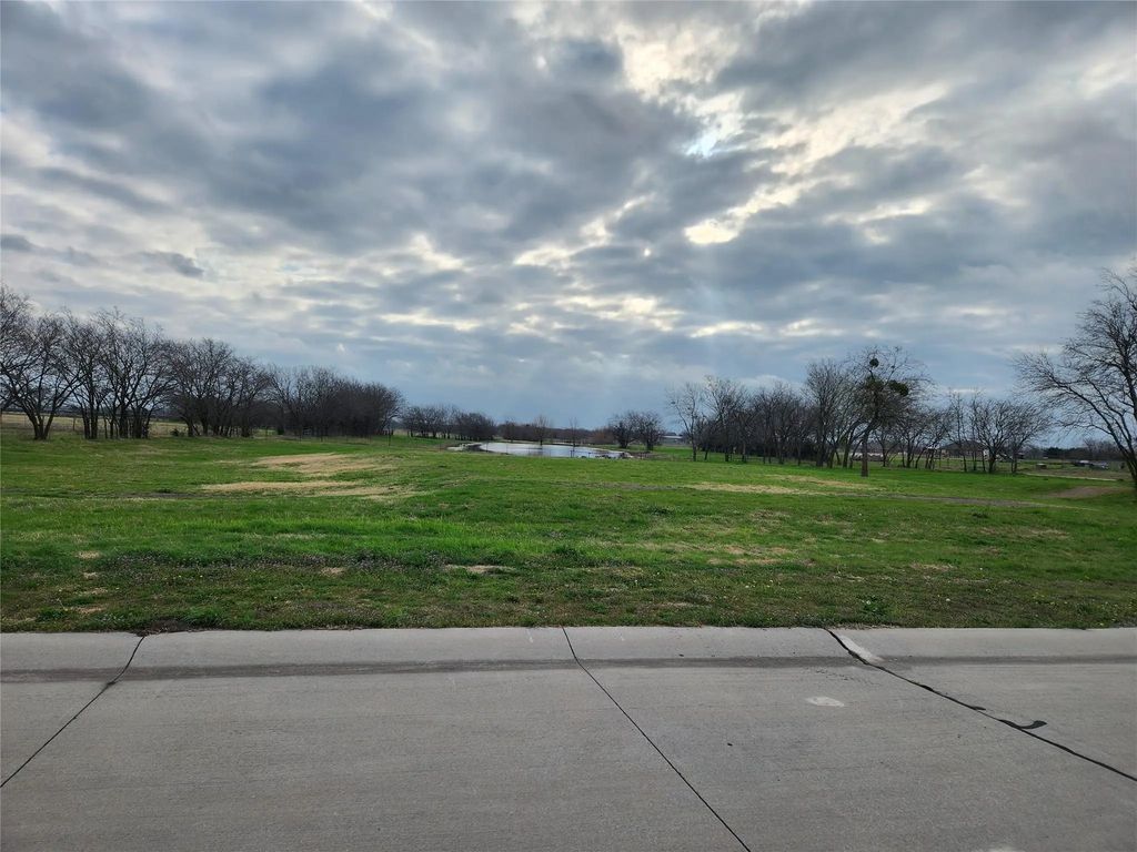 4839 Sarah Drive, Caddo Mills