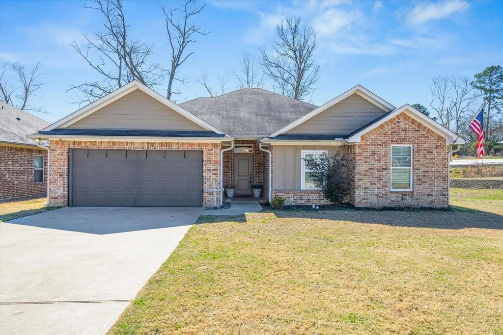3123 Oak Bend, Tyler