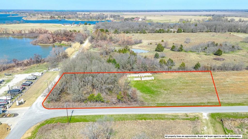 Lot 1 Se Cr 3300, Kerens