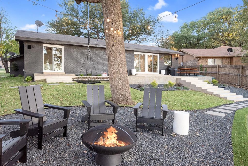 319 Admiral Drive, Gun Barrel City