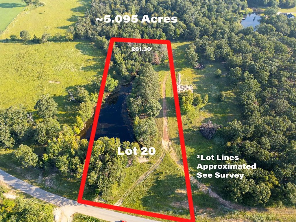 21574 Riva Ridge, Tyler