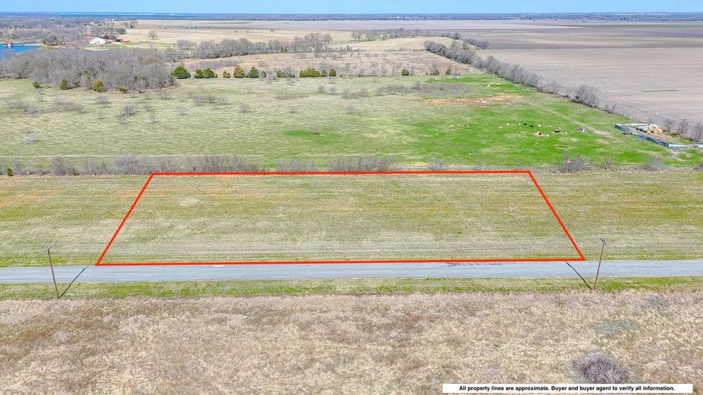 Lot 6 Se Cr 3300, Kerens