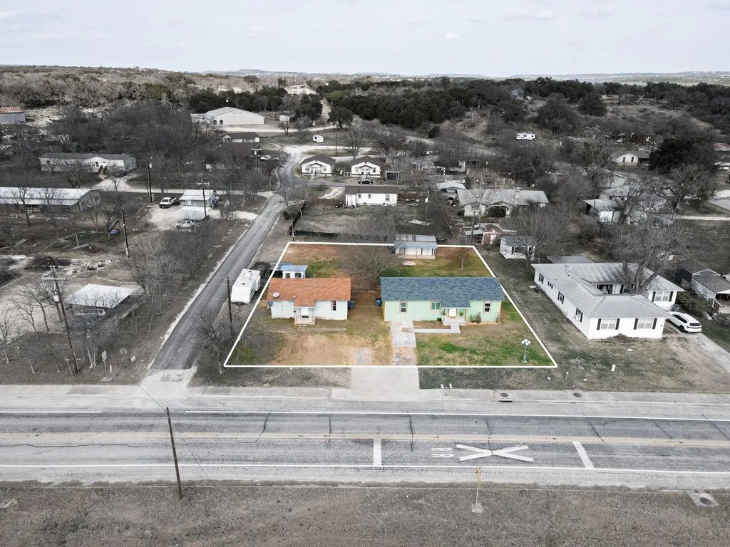 6129 & 6113 Fm 2313, Kempner