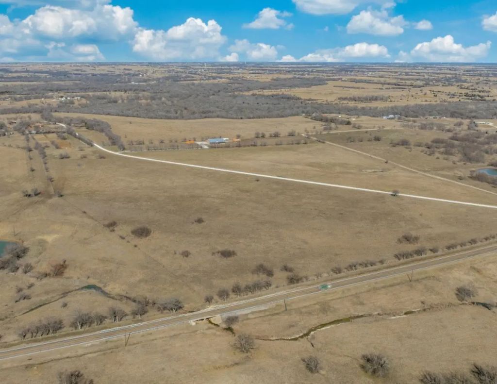 10367 W Clear Creek Rd W. Road, Sanger