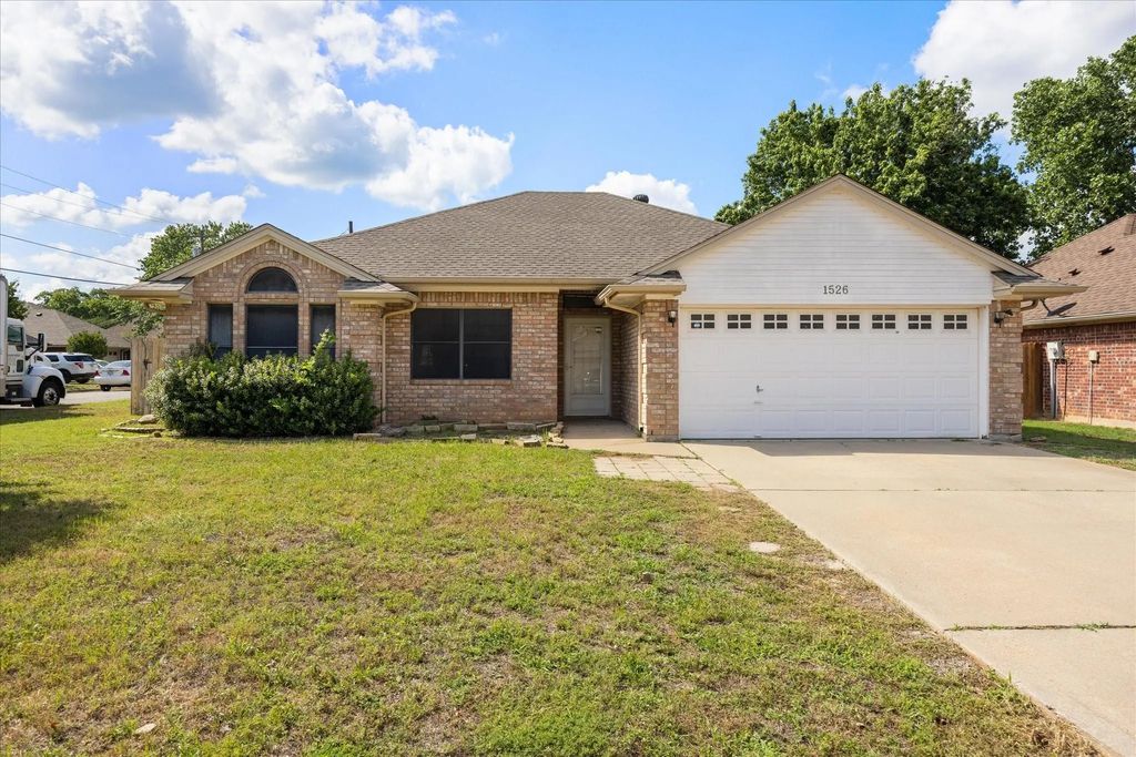 1526 Berry Patch Lane, Granbury