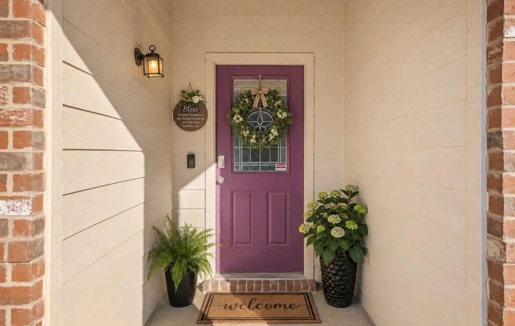 3801 Surf Street, Denton
