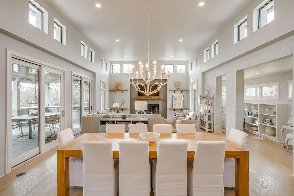 357 Wood Lake Road, Aledo