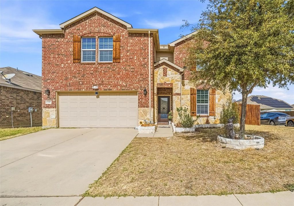 2337 Buelingo Lane, Fort Worth