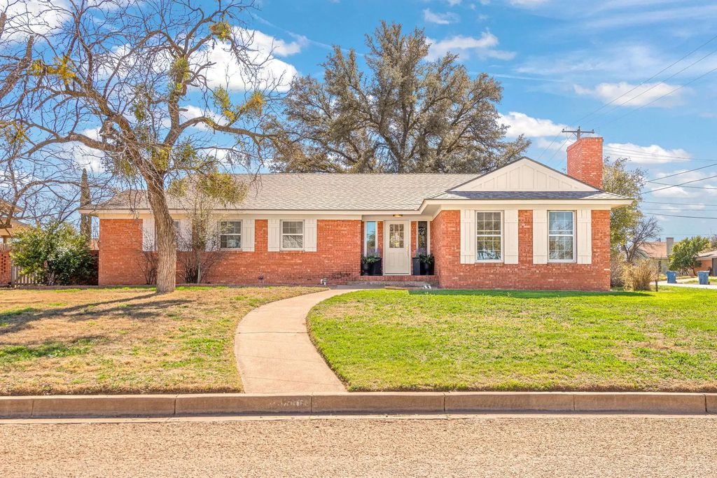 1200 E 13th Street, Sweetwater