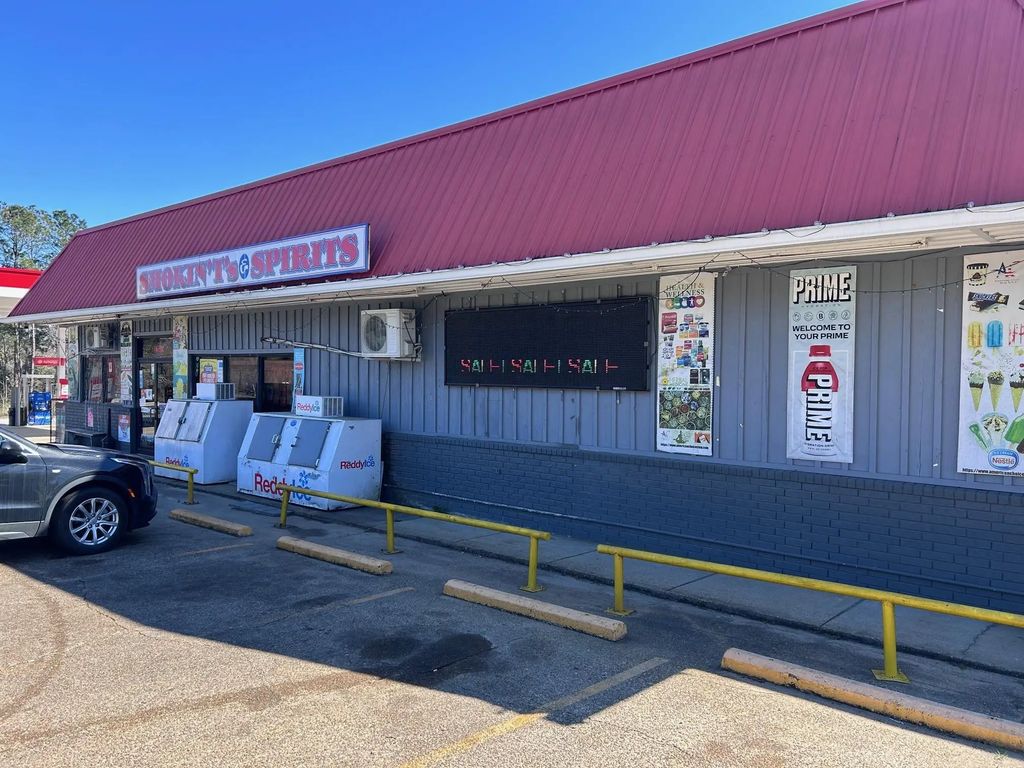 1731 E Oak Street, Jena