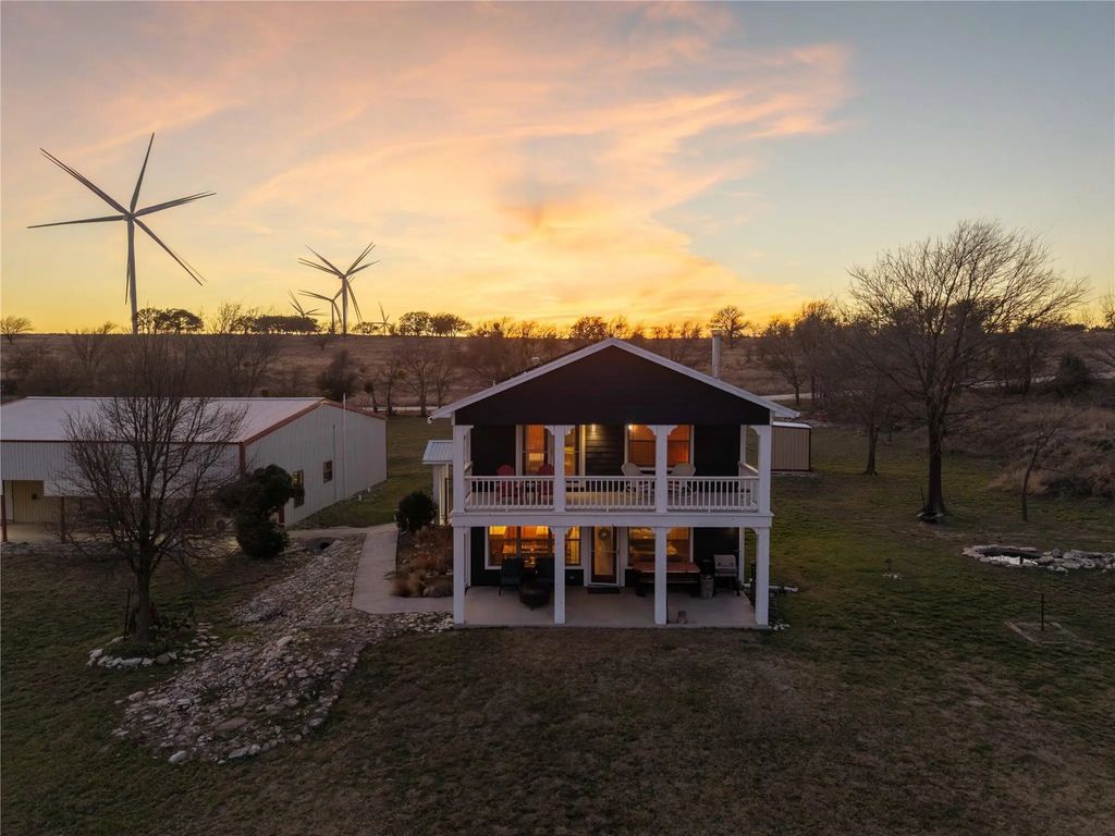 194 County Road 214, Goldthwaite
