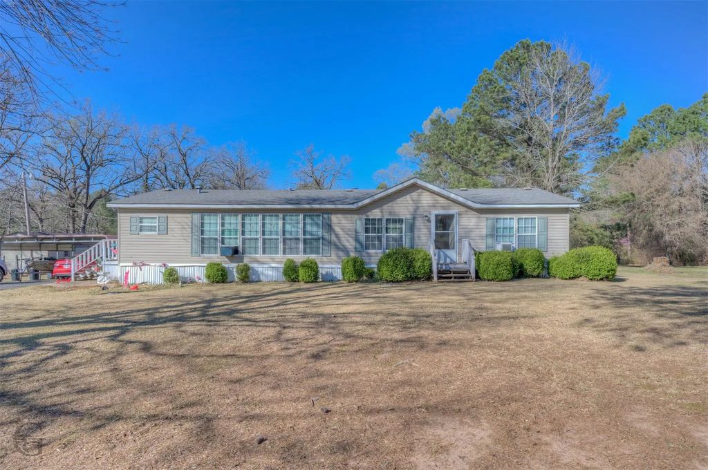 8200 Calm Street, Shreveport
