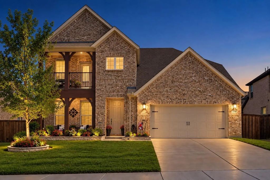 1744 Everglades Drive, Forney