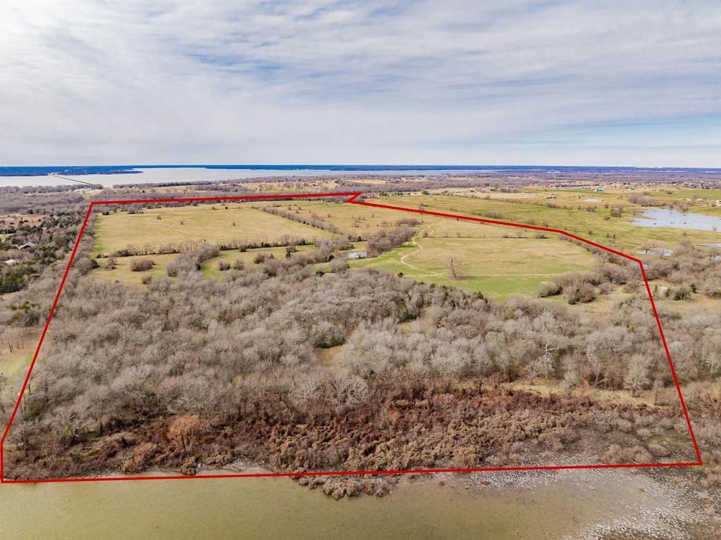 352 Rs County Road 1605, Point