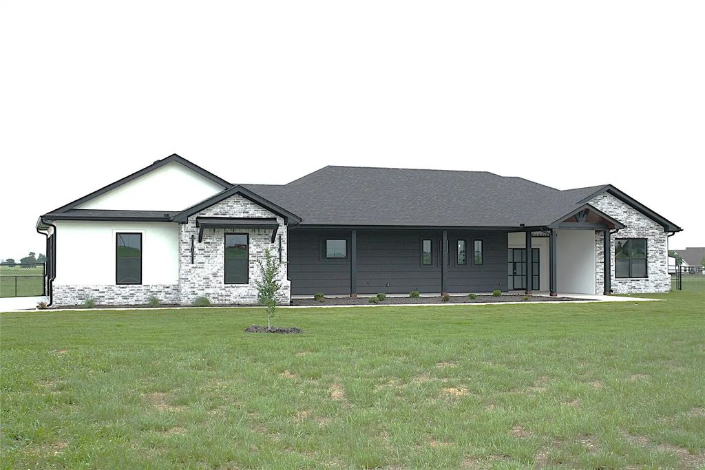611 Willow Moon Ranch Road, Crawford