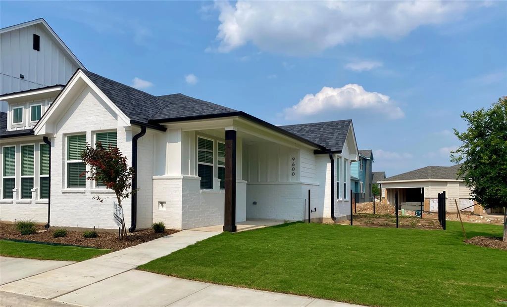 9600 Sullivan Lane, Fort Worth
