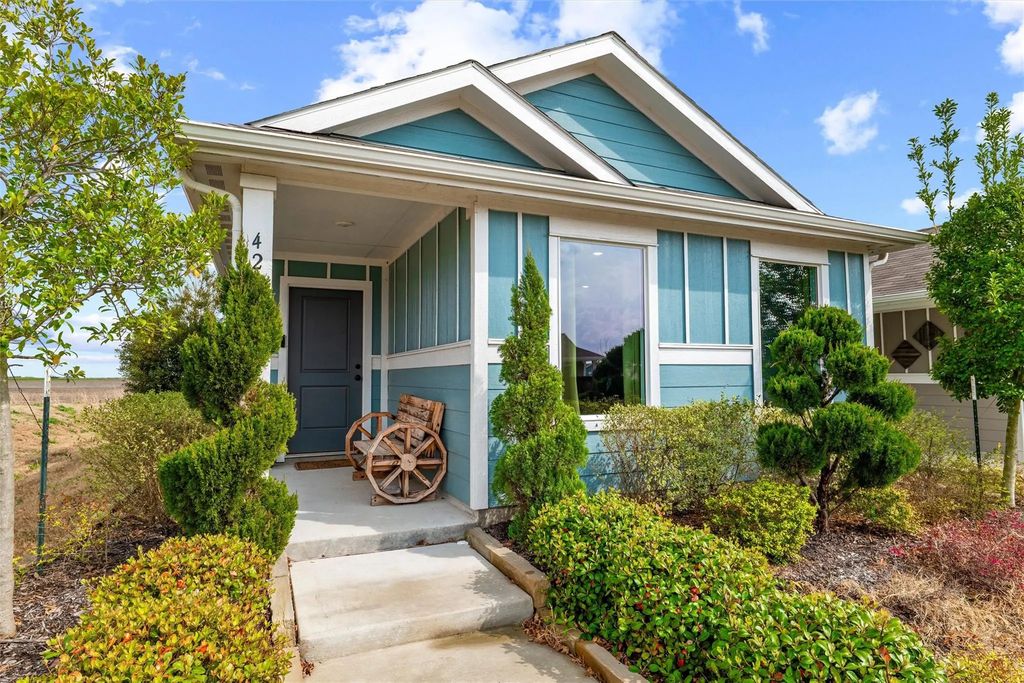 421 Corsair Way, Ferris